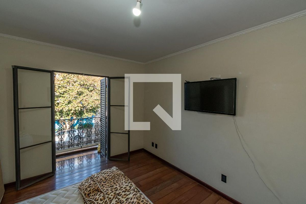 Casa à Venda - Taquaral, 4 Quartos,  293 m2 em , Campinas - sp | SoloBR