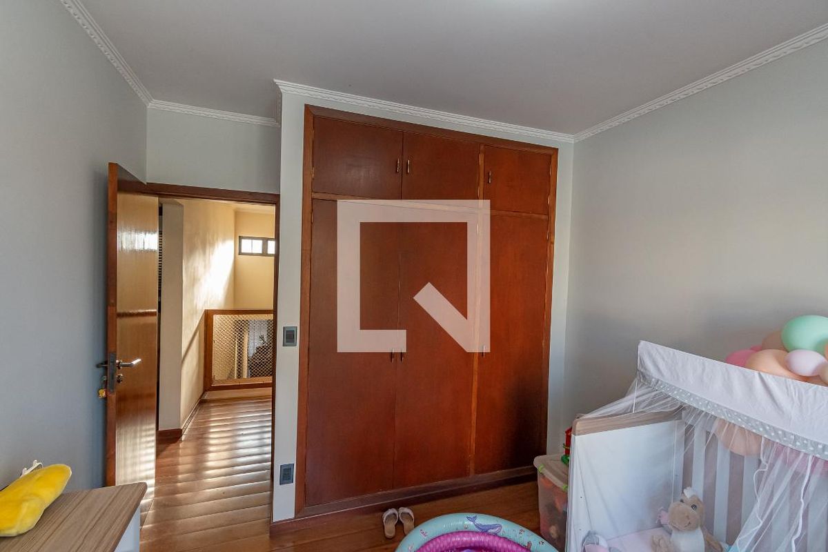 Casa à Venda - Taquaral, 4 Quartos,  293 m2 em , Campinas - sp | SoloBR