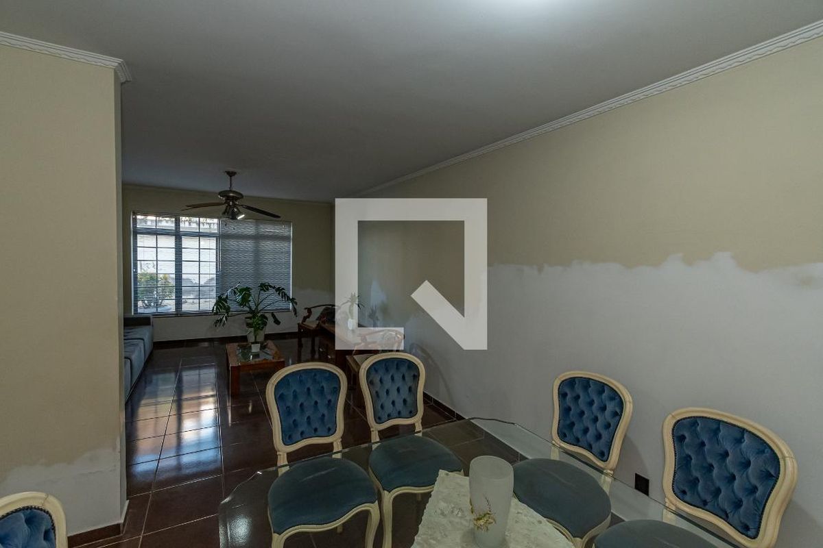 Casa à Venda - Taquaral, 4 Quartos,  293 m2 em , Campinas - sp | SoloBR