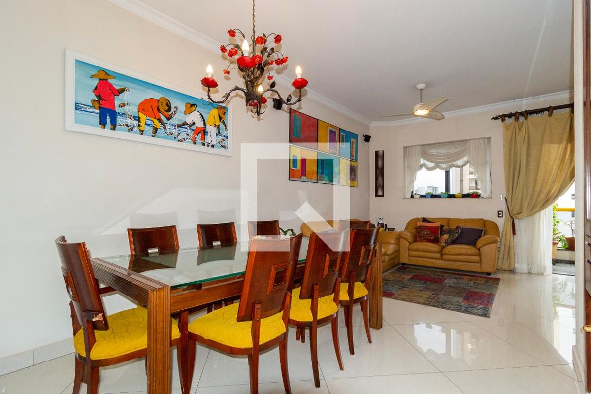 Apartamento, 3 quartos, 132 m² - Foto 2