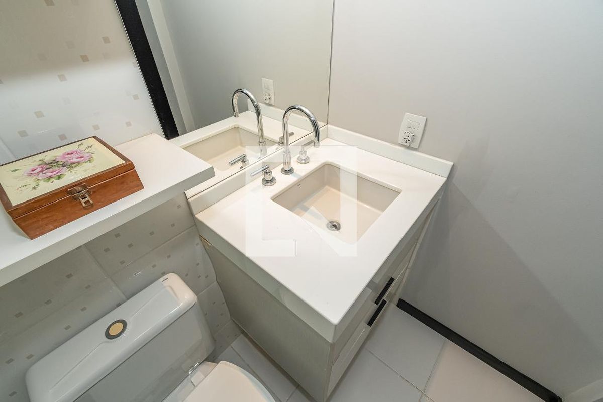 Apartamento à Venda - Lot. Alphaville Campinas , 3 Quartos,  137 m2 em , Campinas - sp | SoloBR