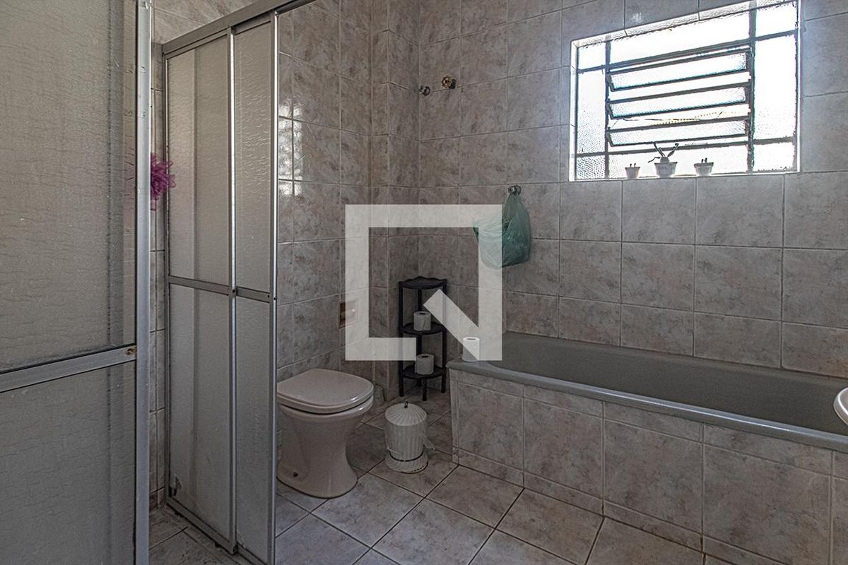 Casa, 5 quartos, 250 m² - Foto 41