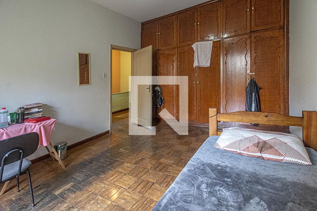 Casa, 5 quartos, 250 m² - Foto 31