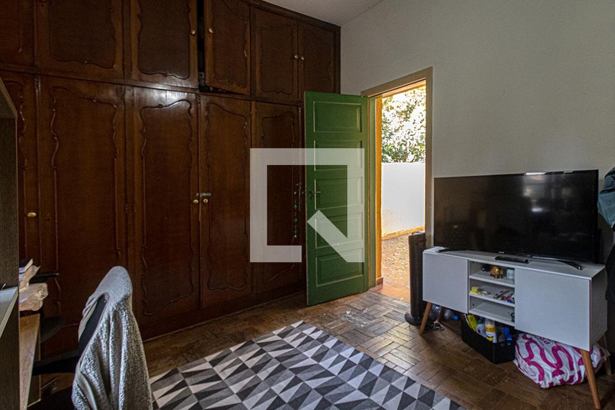 Casa, 5 quartos, 250 m² - Foto 24