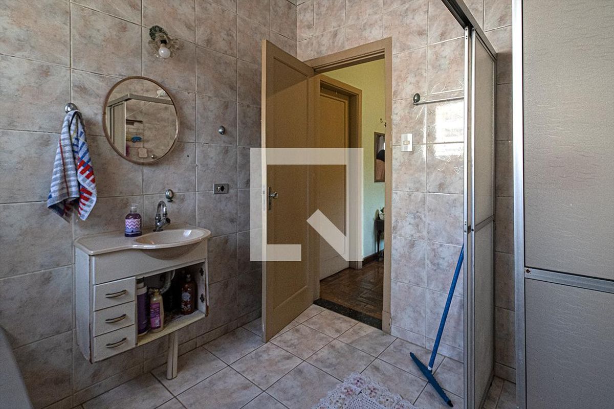 Casa, 5 quartos, 250 m² - Foto 44