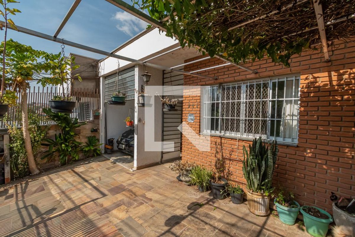 Casa à Venda - Bosque, 3 Quartos,  250 m2 em , Campinas - sp | SoloBR