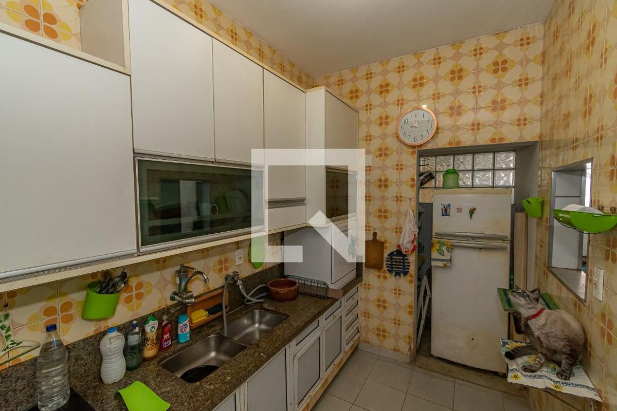 Casa à Venda - Bosque, 3 Quartos,  250 m2 em , Campinas - sp | SoloBR
