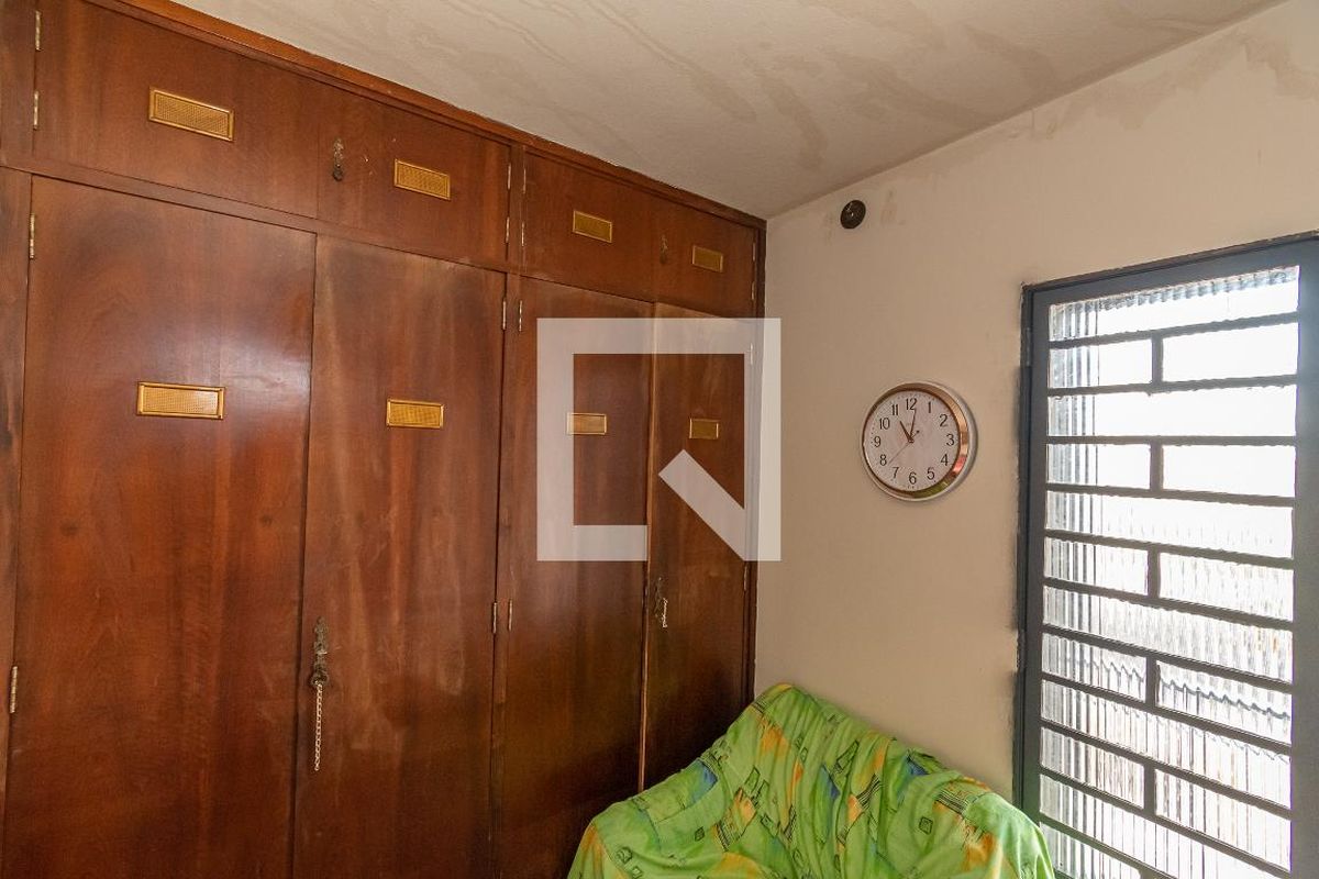 Casa à Venda - Bosque, 3 Quartos,  250 m2 em , Campinas - sp | SoloBR
