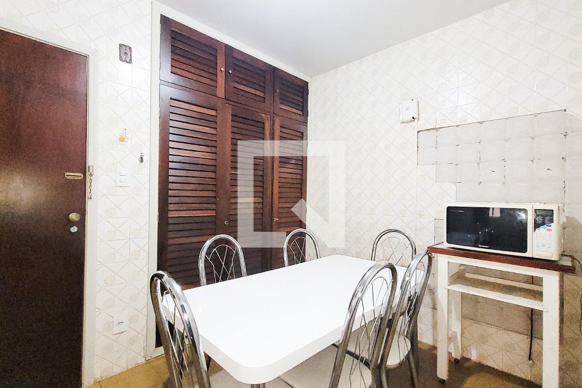 Apartamento à Venda - Cambuí, 3 Quartos,  162 m2 em , Campinas - sp | SoloBR