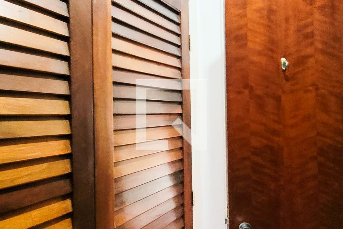 Apartamento à Venda - Cambuí, 3 Quartos,  162 m2 em , Campinas - sp | SoloBR