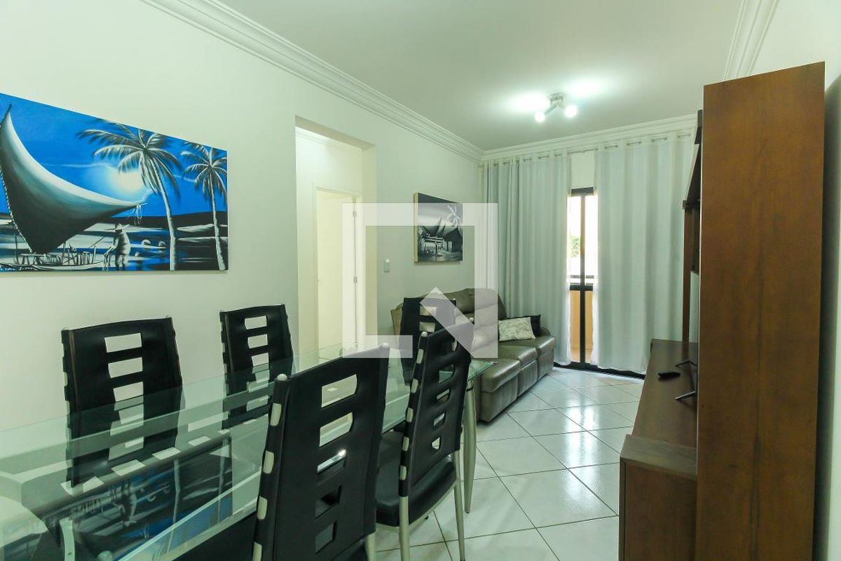 Apartamento, 3 quartos, 70 m² - Foto 2