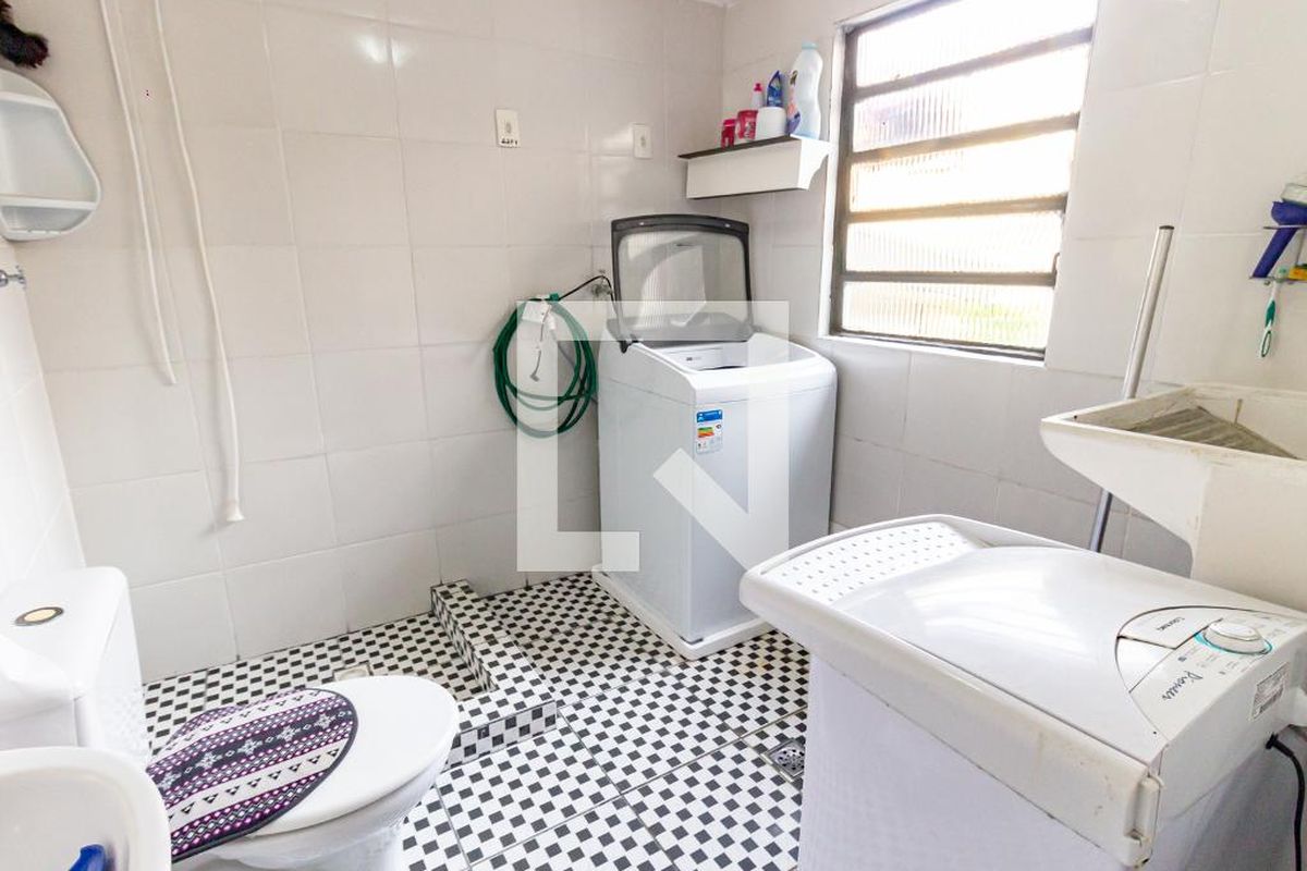 Casa, 4 quartos, 280 m² - Foto 38