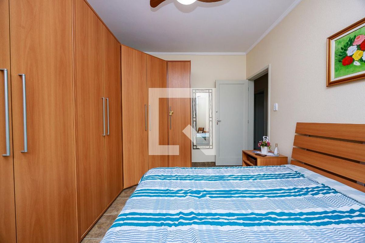 Casa, 3 quartos, 250 m² - Foto 14