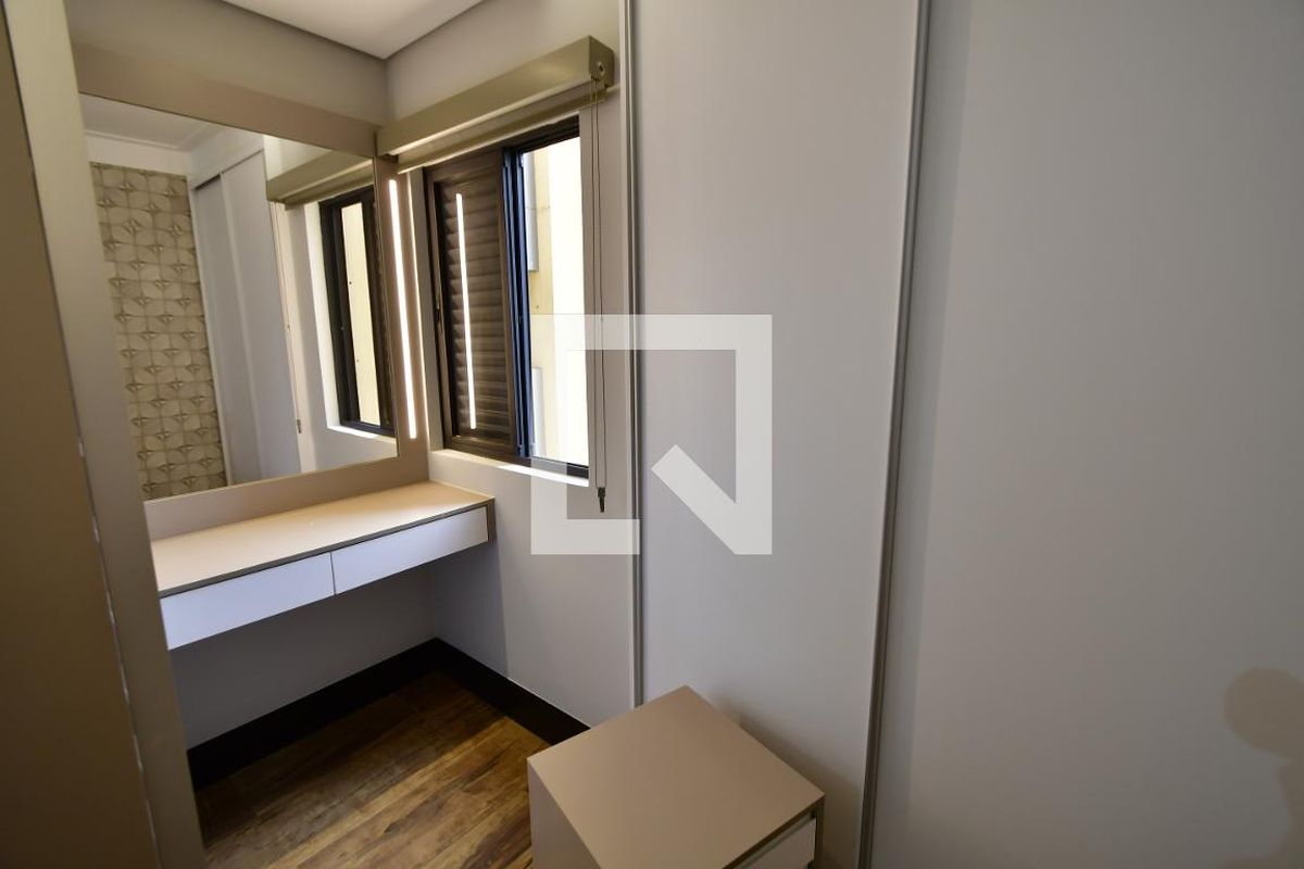 Apartamento à Venda - Mansões Santo Antônio, 1 Quarto,  70 m2 em , Campinas - sp | SoloBR