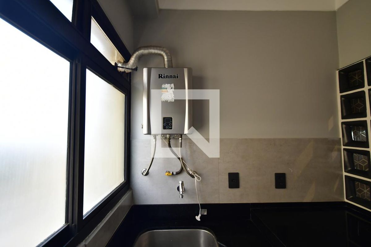 Apartamento à Venda - Mansões Santo Antônio, 1 Quarto,  70 m2 em , Campinas - sp | SoloBR
