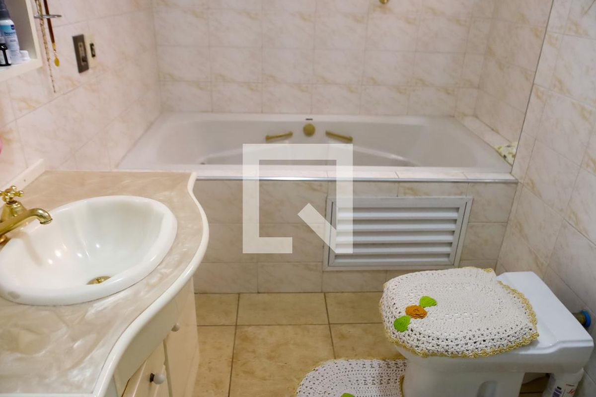 Casa, 4 quartos, 320 m² - Foto 56