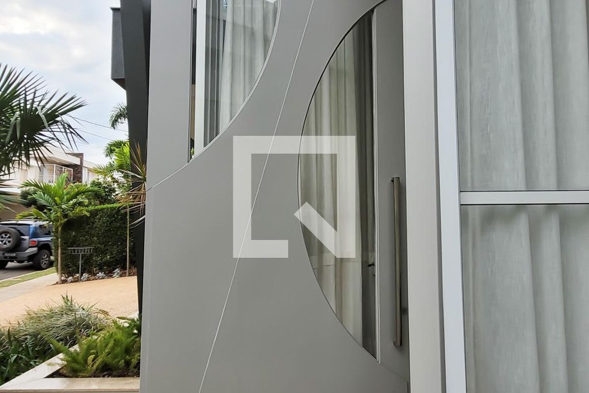 Casa à Venda - Res. Parque dos Alecrins, 4 Quartos,  329 m2 em , Campinas - sp | SoloBR