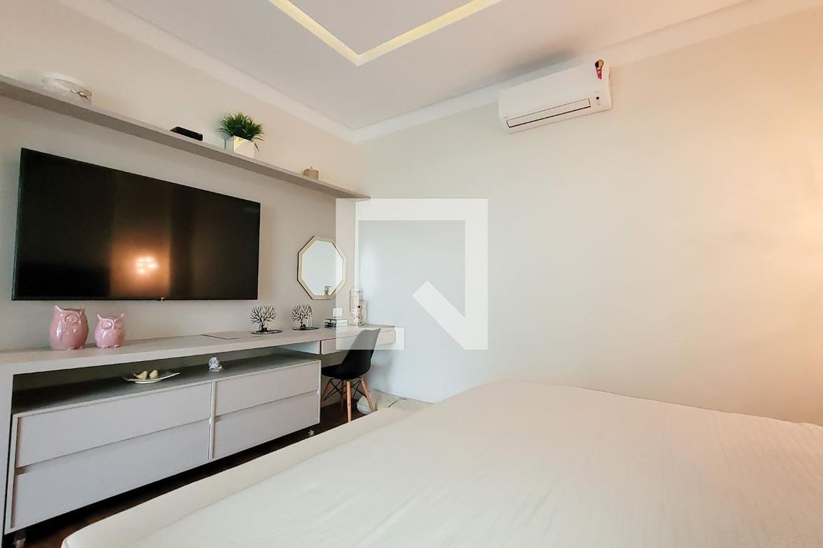Casa à Venda - Res. Parque dos Alecrins, 4 Quartos,  329 m2 em , Campinas - sp | SoloBR