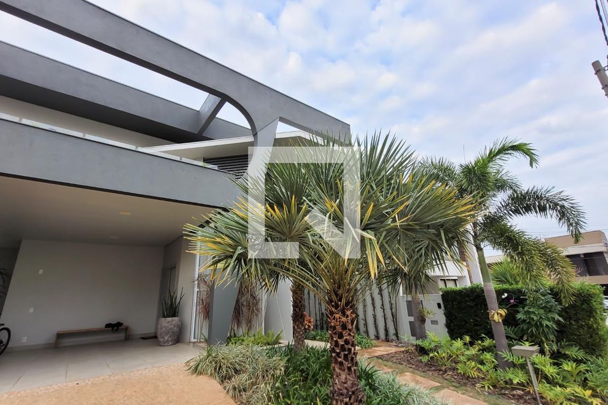 Casa à Venda - Res. Parque dos Alecrins, 4 Quartos,  329 m2 em , Campinas - sp | SoloBR