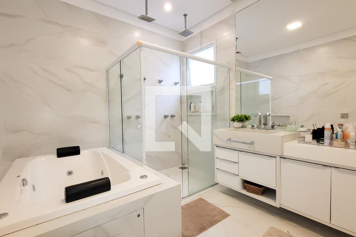 Casa à Venda - Res. Parque dos Alecrins, 4 Quartos,  329 m2 em , Campinas - sp | SoloBR
