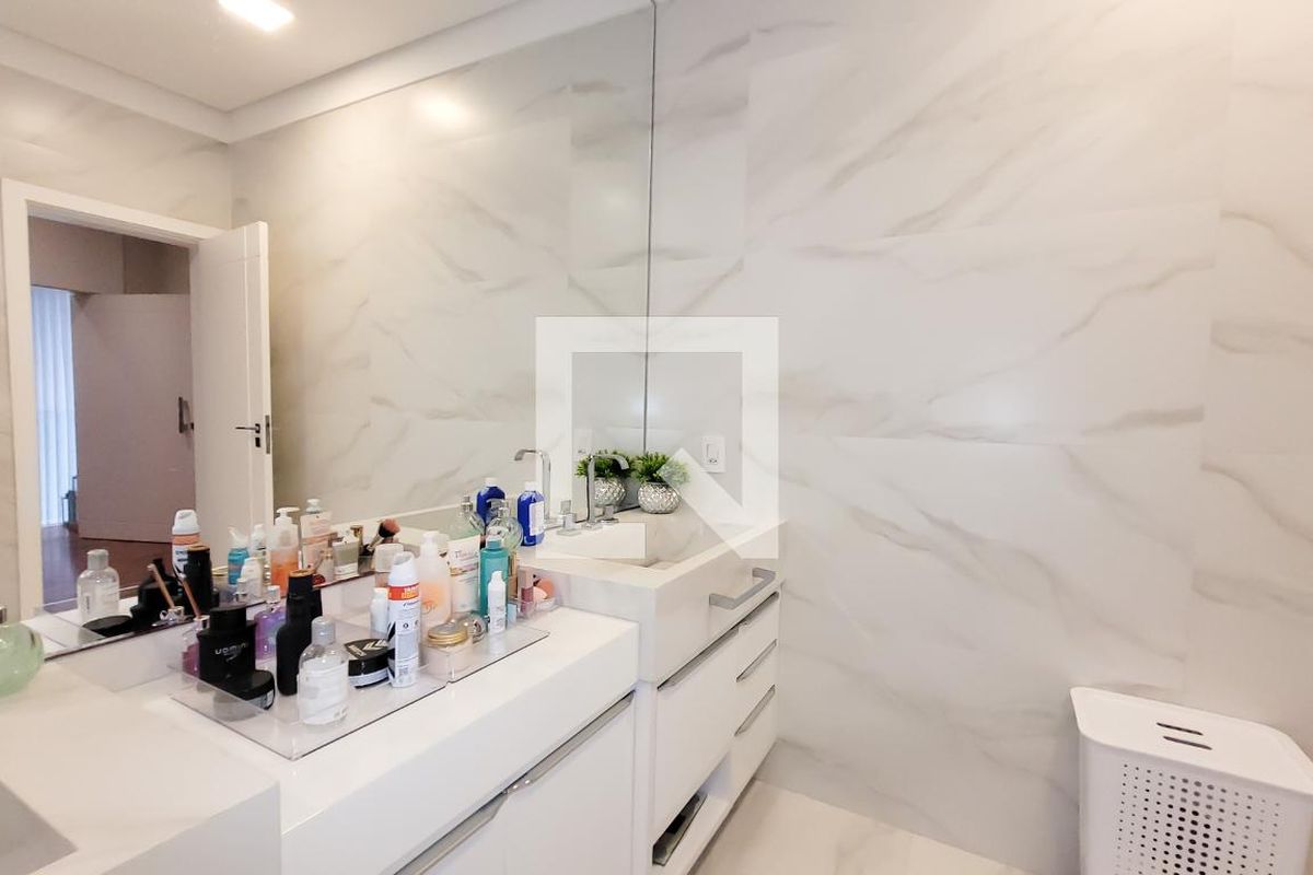 Casa à Venda - Res. Parque dos Alecrins, 4 Quartos,  329 m2 em , Campinas - sp | SoloBR