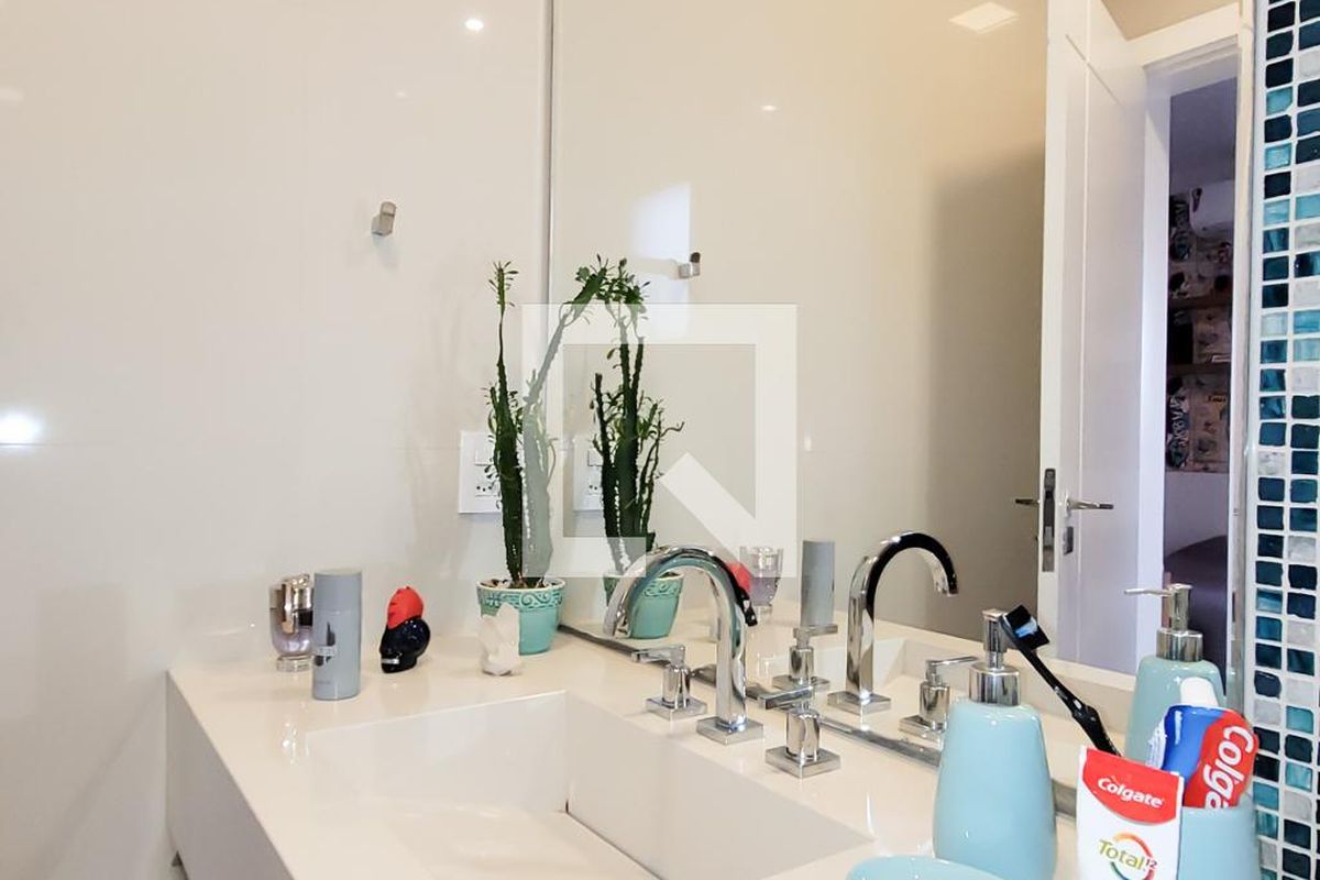 Casa à Venda - Res. Parque dos Alecrins, 4 Quartos,  329 m2 em , Campinas - sp | SoloBR