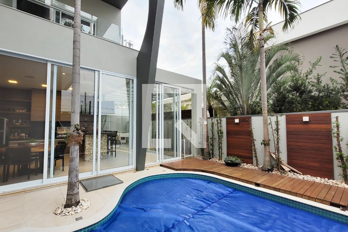 Casa à Venda - Res. Parque dos Alecrins, 4 Quartos,  329 m2 em , Campinas - sp | SoloBR