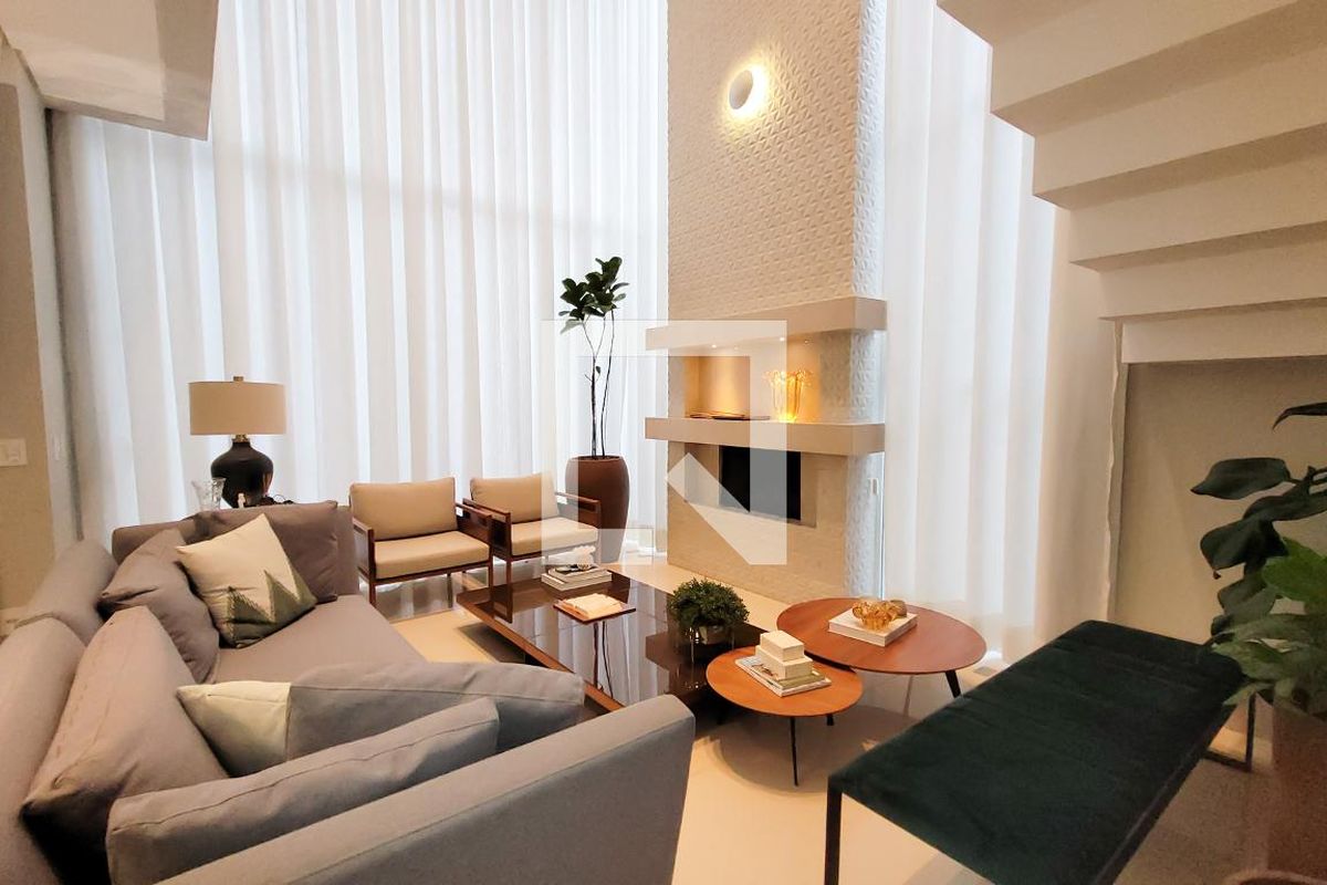 Casa à Venda - Res. Parque dos Alecrins, 4 Quartos,  329 m2 em , Campinas - sp | SoloBR