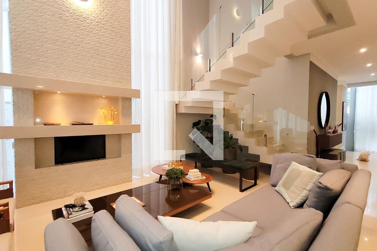 Casa à Venda - Res. Parque dos Alecrins, 4 Quartos,  329 m2 em , Campinas - sp | SoloBR
