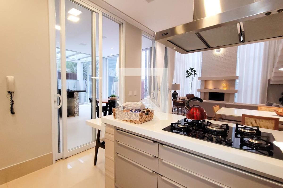 Casa à Venda - Res. Parque dos Alecrins, 4 Quartos,  329 m2 em , Campinas - sp | SoloBR