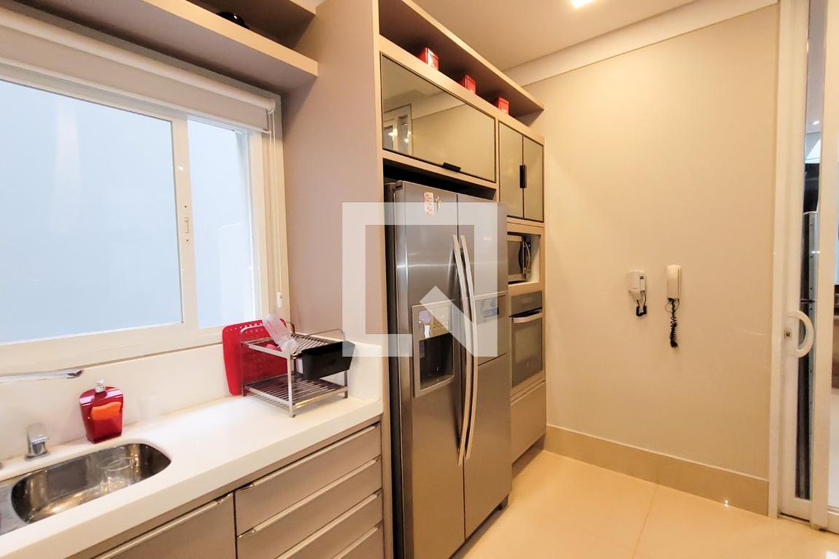 Casa à Venda - Res. Parque dos Alecrins, 4 Quartos,  329 m2 em , Campinas - sp | SoloBR