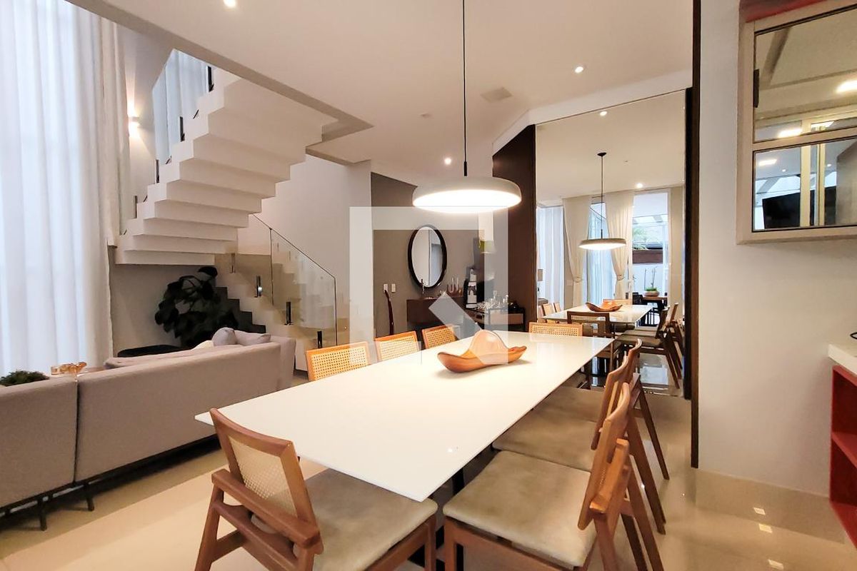 Casa à Venda - Res. Parque dos Alecrins, 4 Quartos,  329 m2 em , Campinas - sp | SoloBR