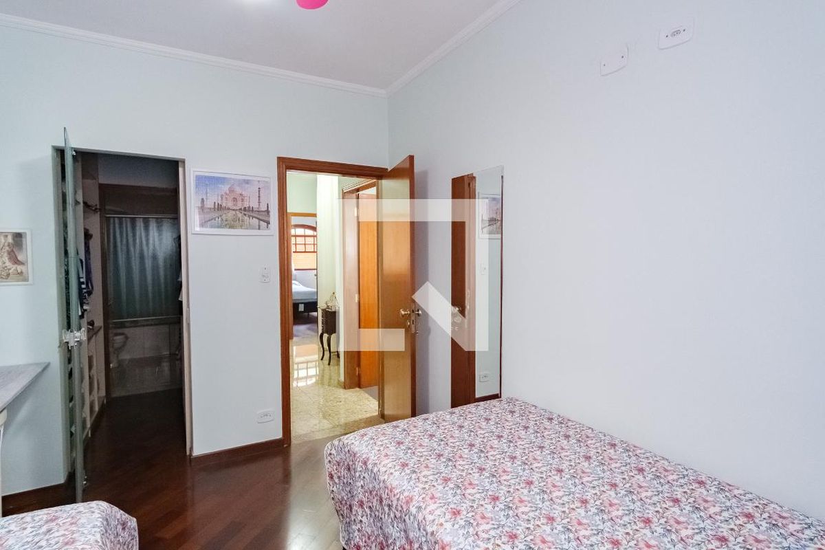 Casa, 3 quartos, 226 m² - Foto 46
