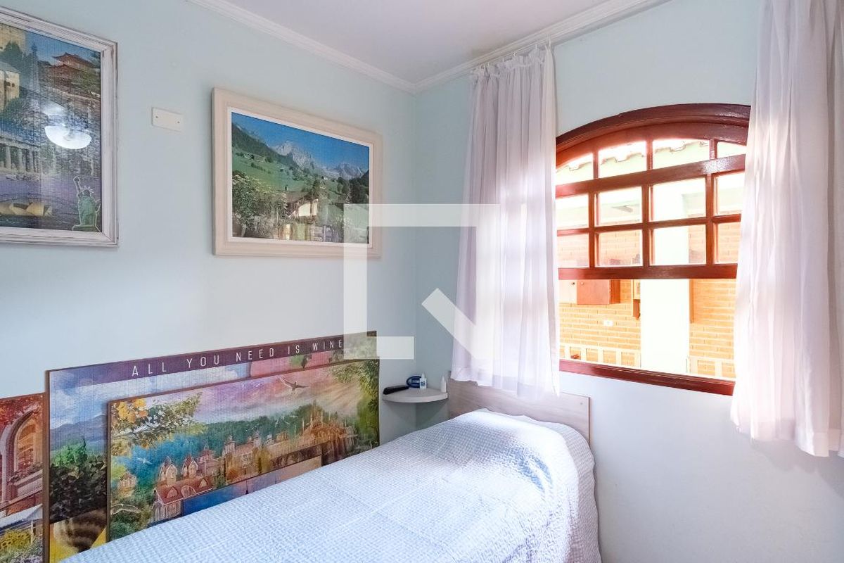 Casa, 3 quartos, 226 m² - Foto 32