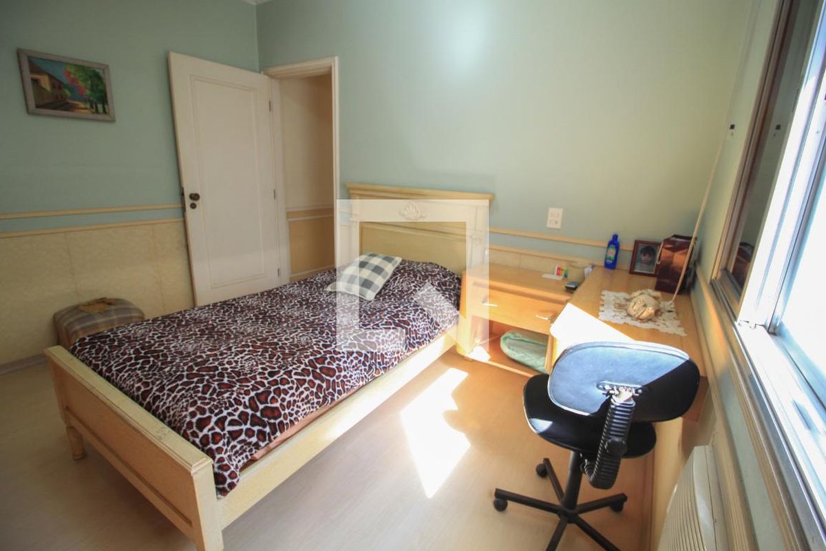 Casa, 3 quartos, 250 m² - Foto 48
