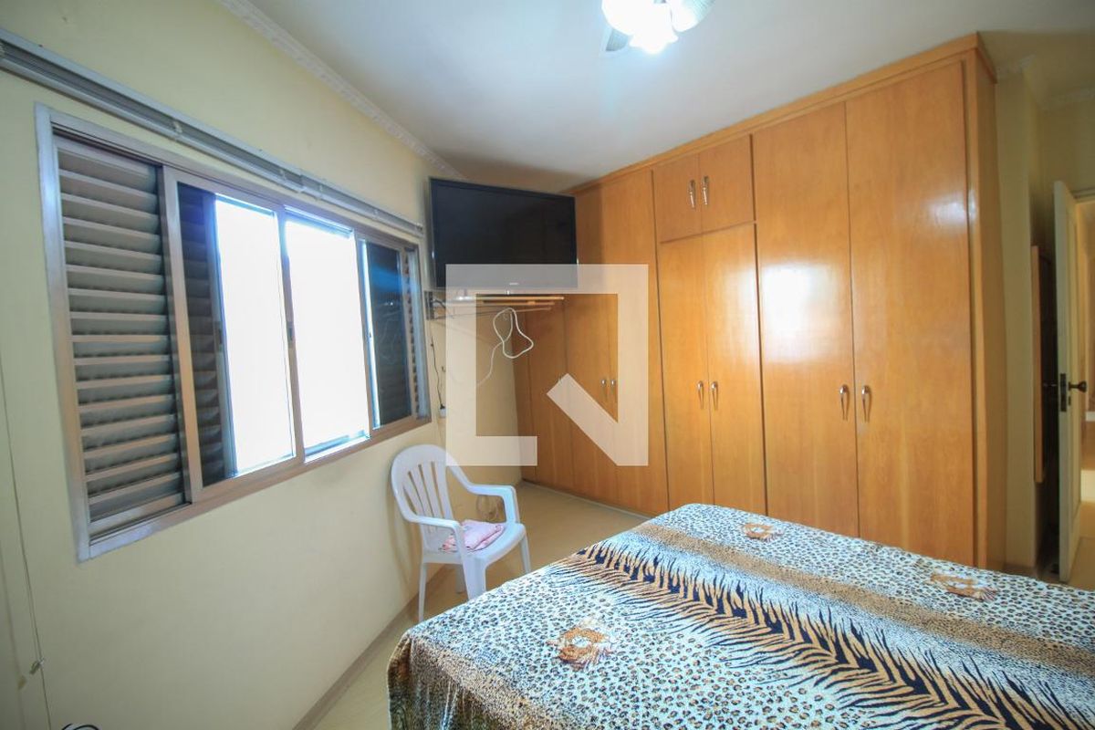 Casa, 3 quartos, 250 m² - Foto 26