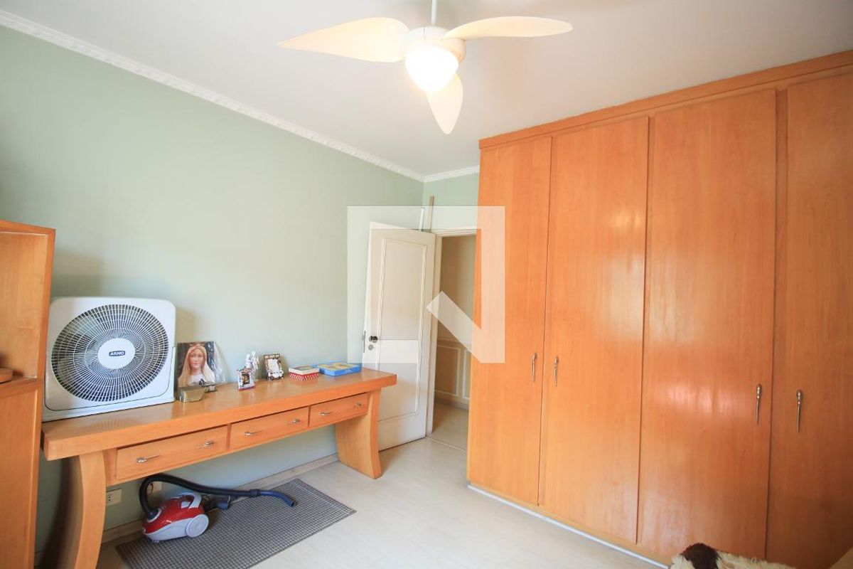 Casa, 3 quartos, 250 m² - Foto 56
