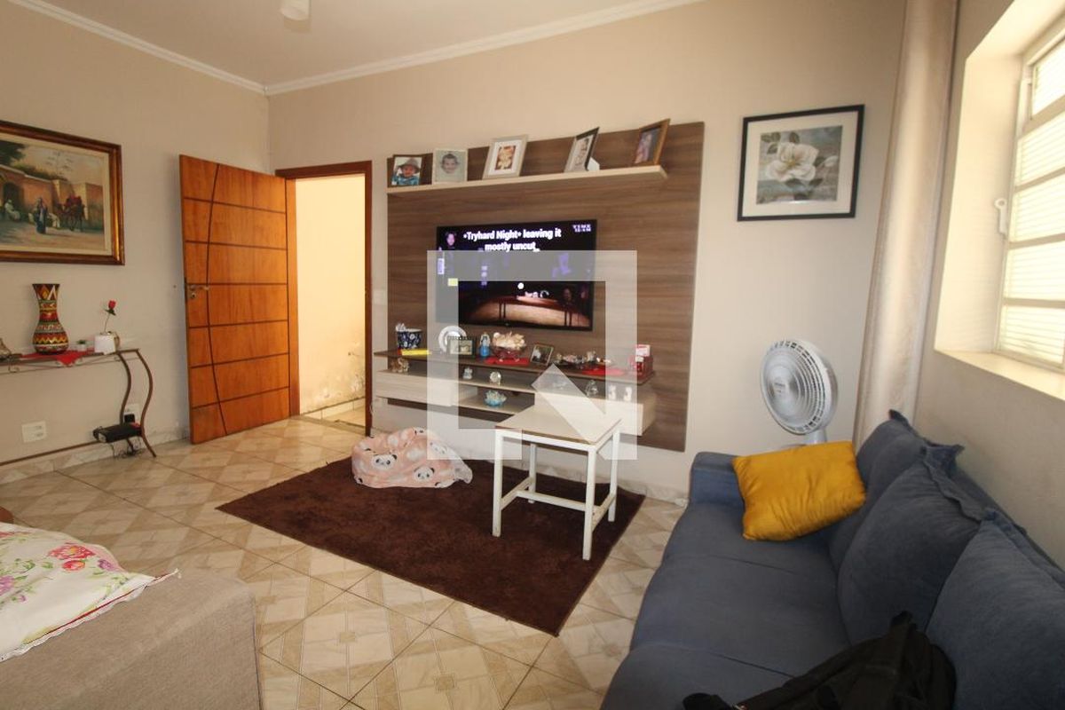 Casa à Venda - Jardim Flamboyant, 3 Quartos,  176 m2 em , Campinas - sp | SoloBR