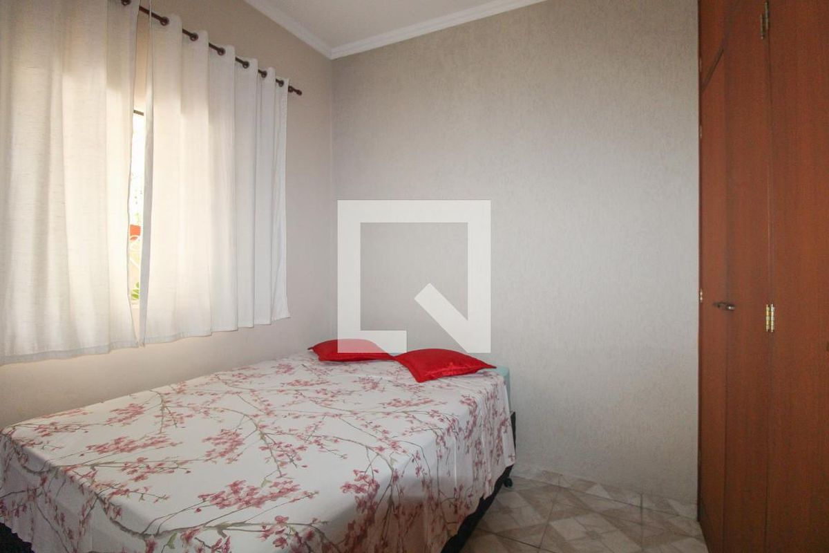 Casa à Venda - Jardim Flamboyant, 3 Quartos,  176 m2 em , Campinas - sp | SoloBR