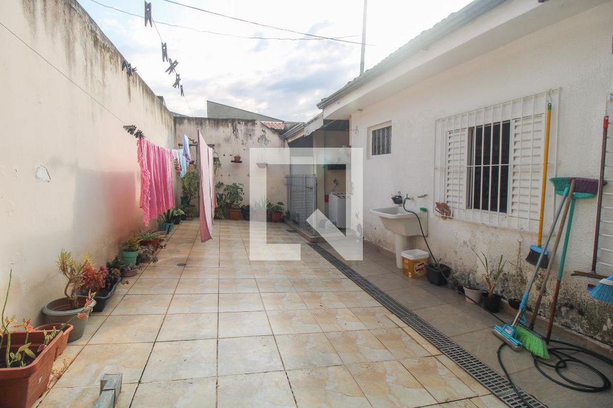 Casa à Venda - Jardim Flamboyant, 3 Quartos,  176 m2 em , Campinas - sp | SoloBR