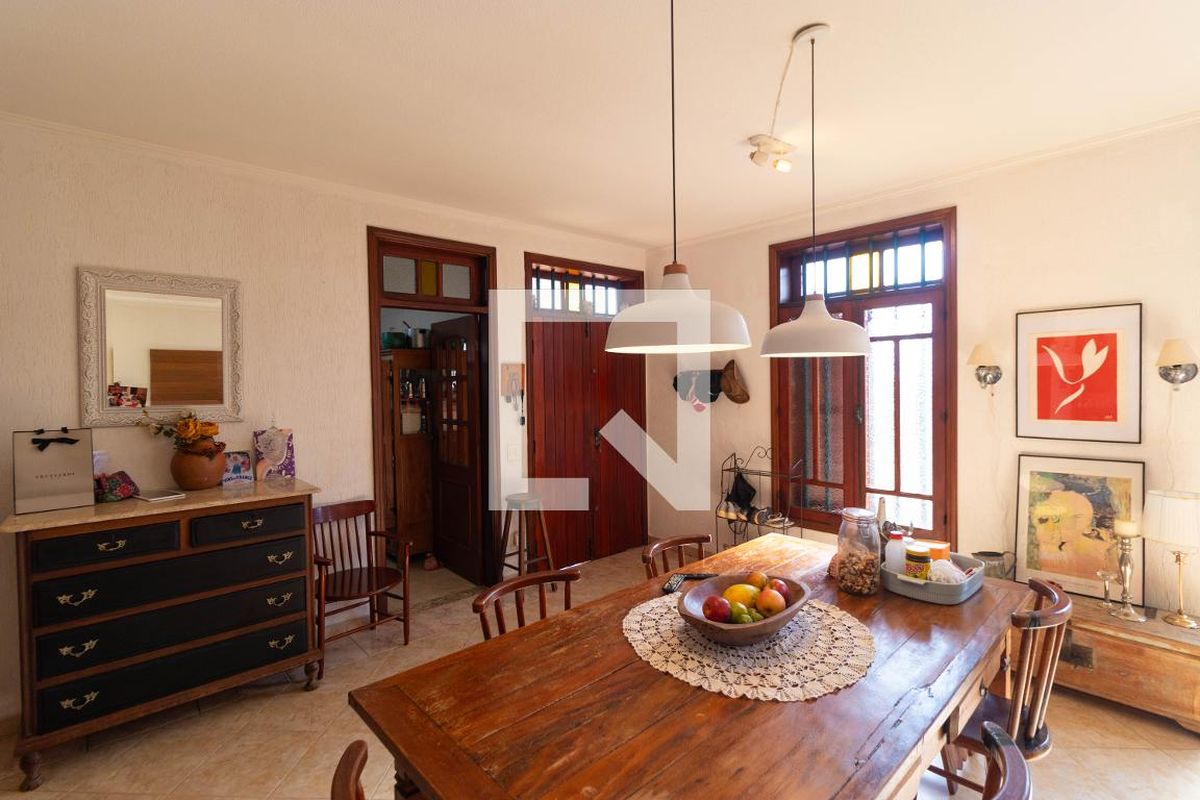 Casa à Venda - Jardim Chapadão, 3 Quartos,  360 m2 em , Campinas - sp | SoloBR