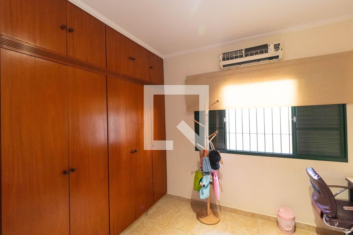 Casa à Venda - Jardim Chapadão, 3 Quartos,  360 m2 em , Campinas - sp | SoloBR