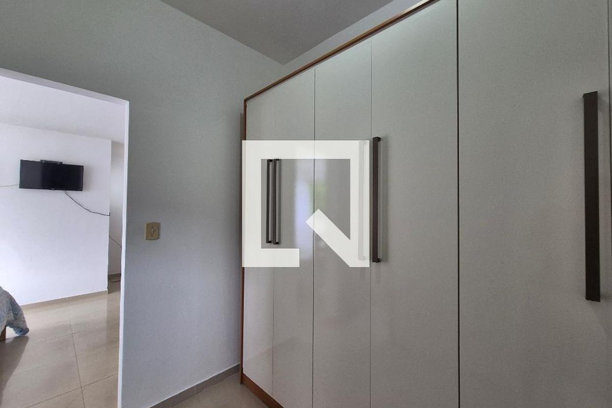 Casa, 4 quartos, 250 m² - Foto 1