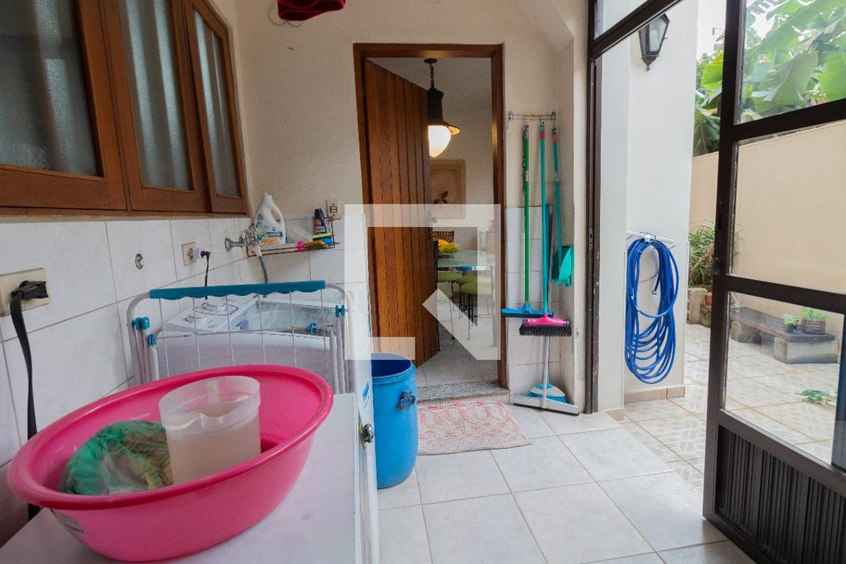 Casa, 3 quartos, 200 m² - Foto 102