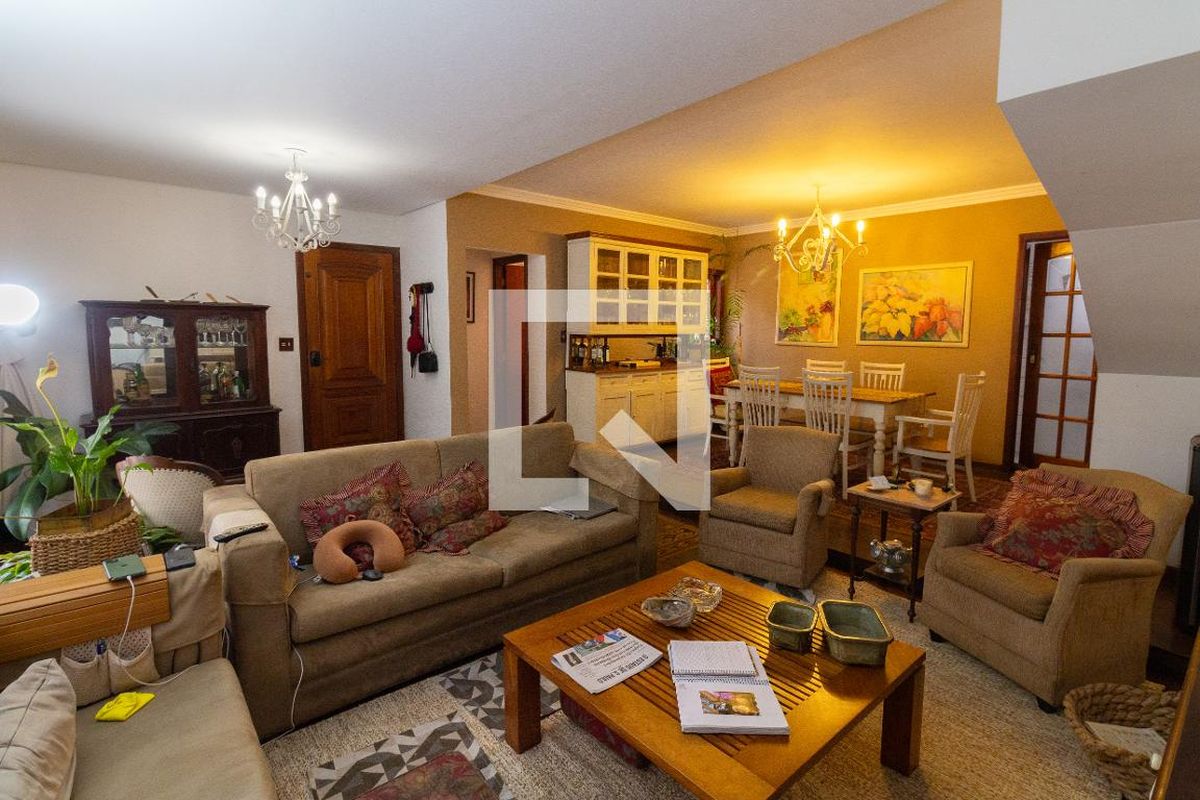 Casa, 3 quartos, 200 m² - Foto 2