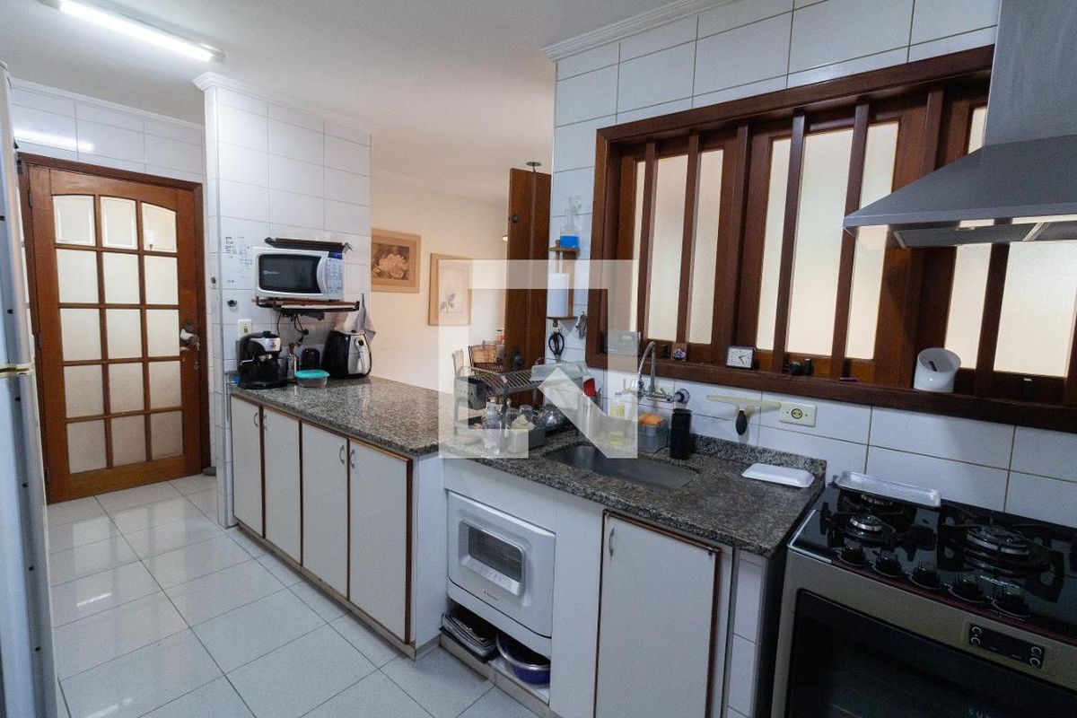 Casa, 3 quartos, 200 m² - Foto 92