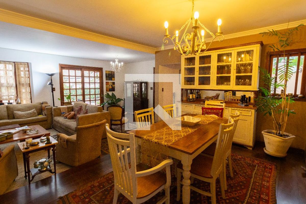 Casa, 3 quartos, 200 m² - Foto 16