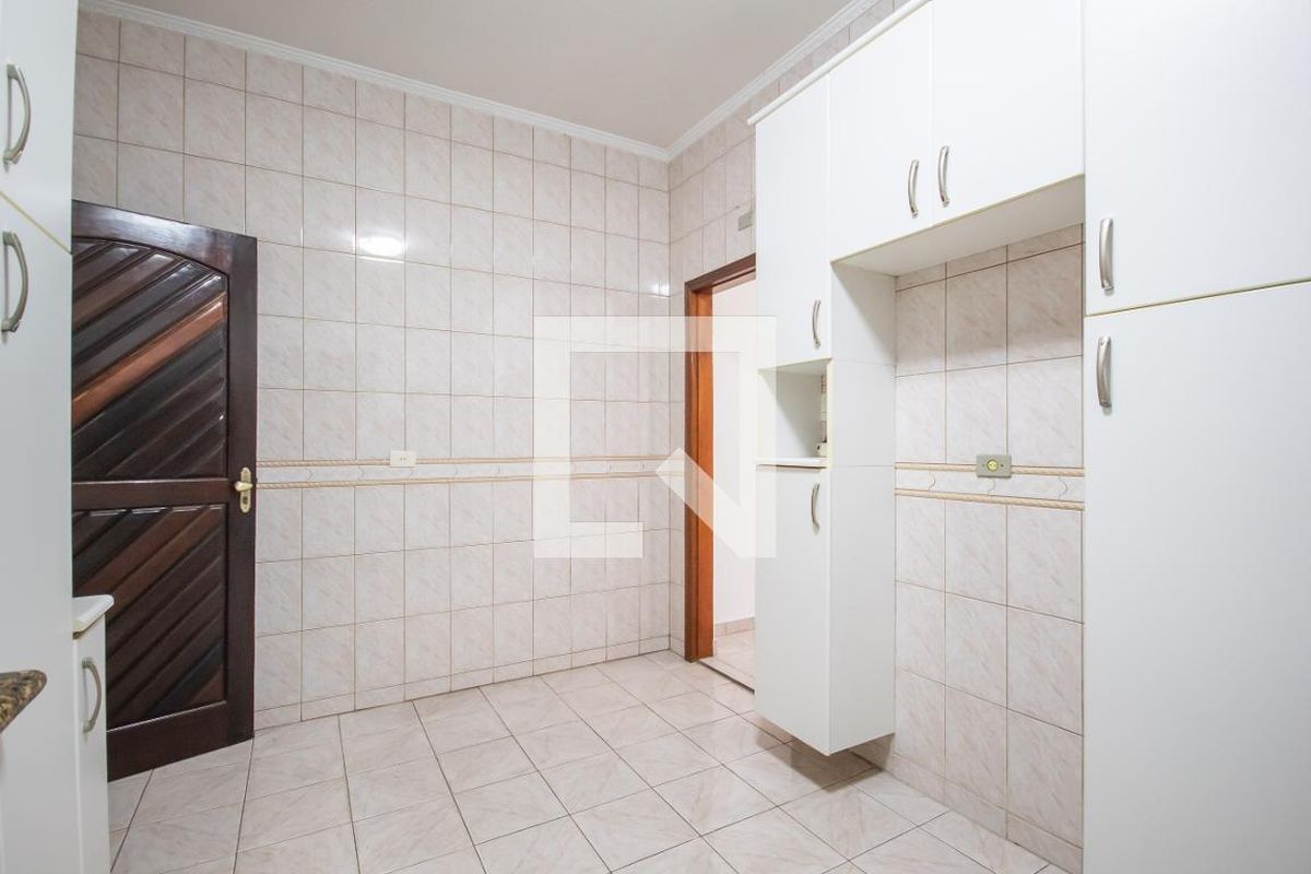 Casa, 3 quartos, 220 m² - Foto 78