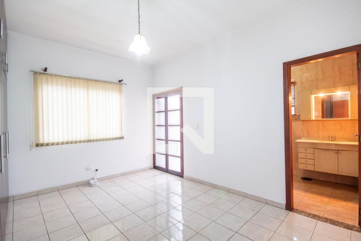 Casa, 3 quartos, 220 m² - Foto 16