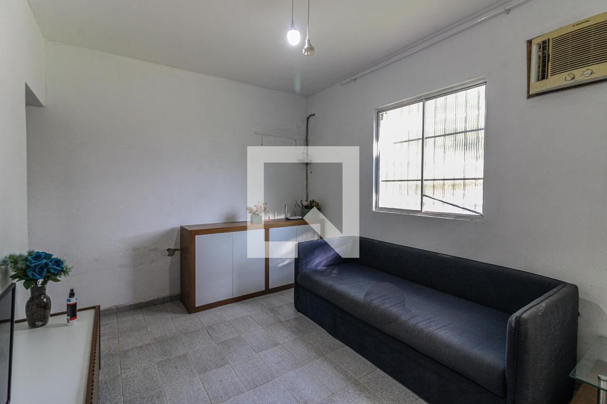 Casa, 2 quartos, 2000 m² - Foto 4